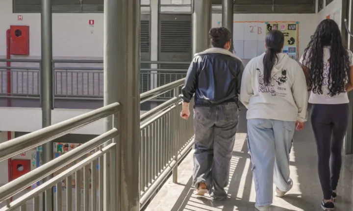 Prazo para faculdades privadas ofertarem vagas no Fies 2026/2 encerra nesta quarta