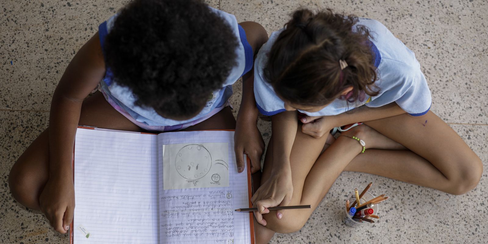 Educação antirracista avança nas escolas nos últimos dois anos, aponta MEC
