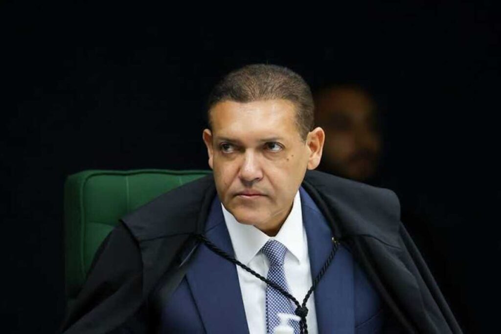 TSE reforça alerta contra desinformação e detalha ajustes em locais de votação