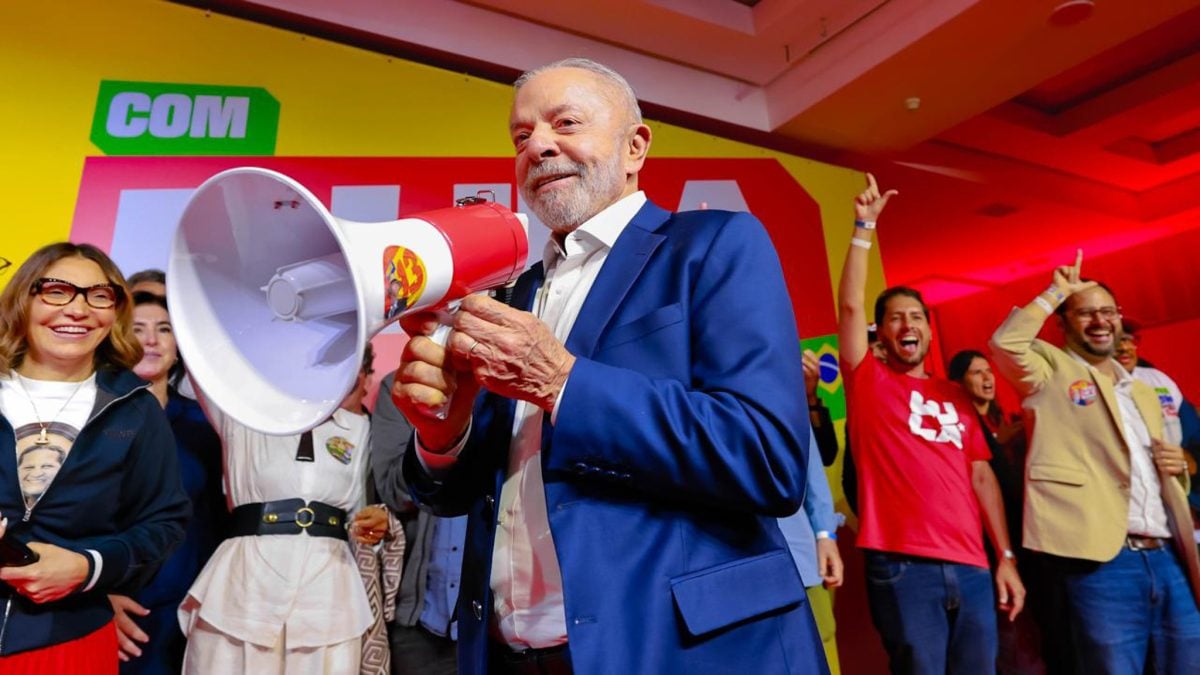 Ao vivo: Lula faz reunião para alinhar campanha do 2º turno