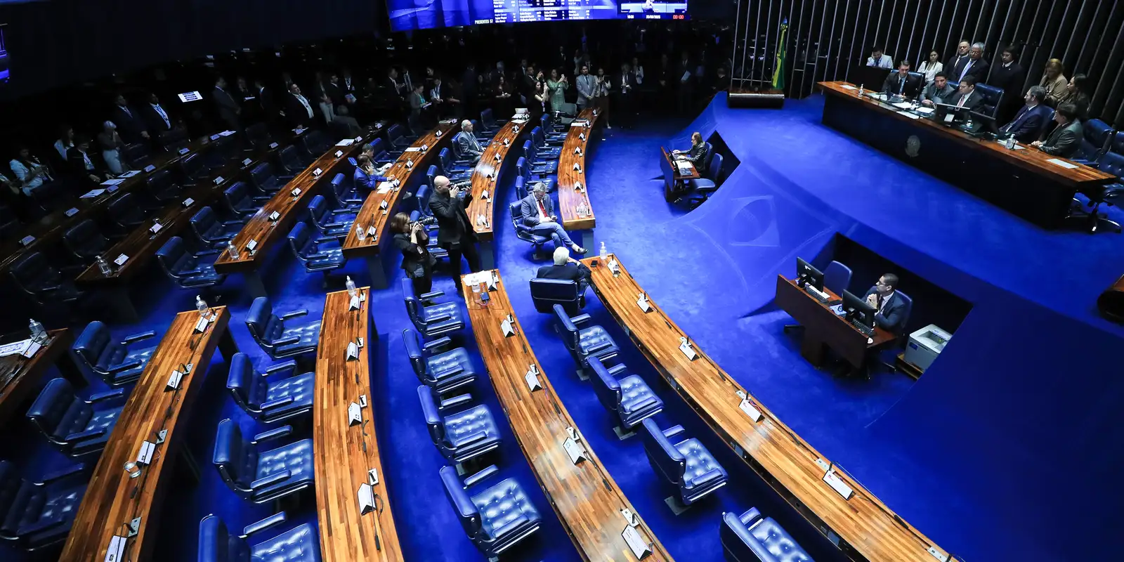 Votos para o Senado exigem atenção redobrada do eleitor nas urnas