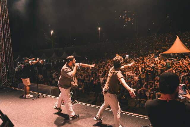 Grupo Top Samba celebra 20 anos de carreira com show especial em Campo Grande
