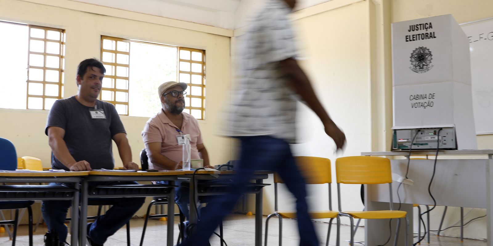 Cerca de 158,7 milhões de eleitores iniciam votação nas eleições gerais em todo o país