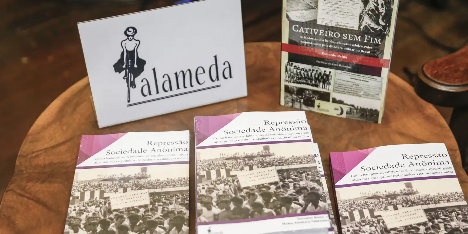 Livro detalha como grandes montadoras colaboraram com a ditadura militar no Brasil