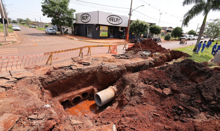 Prefeitura de Dourados inicia obra de drenagem na Avenida Esplanada para conter alagamentos
