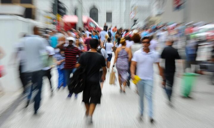 SP tem 1 idoso para cada pessoa com menos de 15 anos, mostra pesquisa
