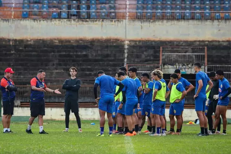 Sete de Setembro inicia preparação para a Copa MS com 18 reforços e foco na Copa do Brasil