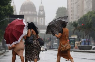 Defesa Civil Nacional mobiliza equipes para temporais no Sul e Sudeste