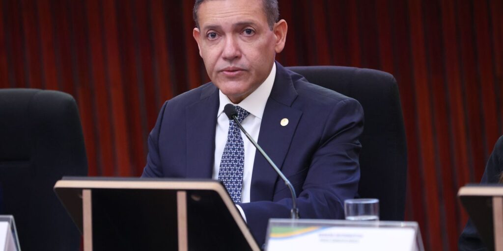 TSE determina a suspensão de publicações contra a campanha de Lula