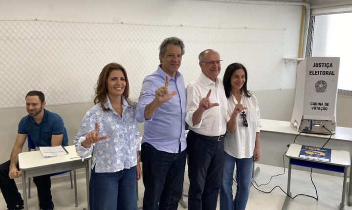 Haddad vota acompanhado de Alckmin, Tebet e Marina Silva